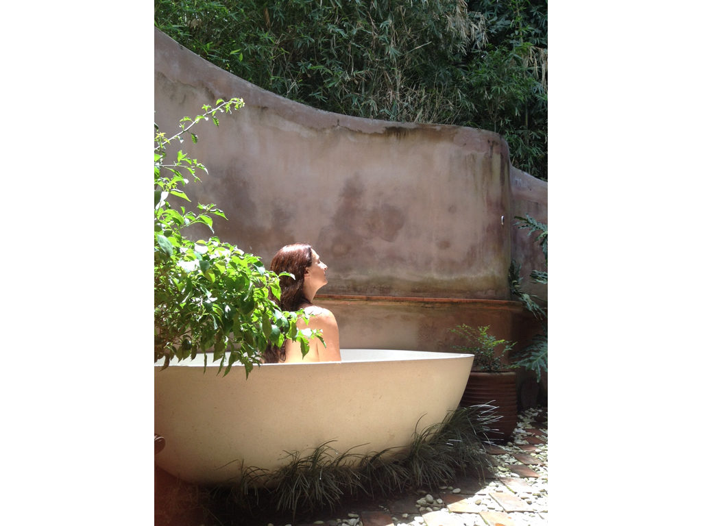 bathtub-photo-for-blog-001