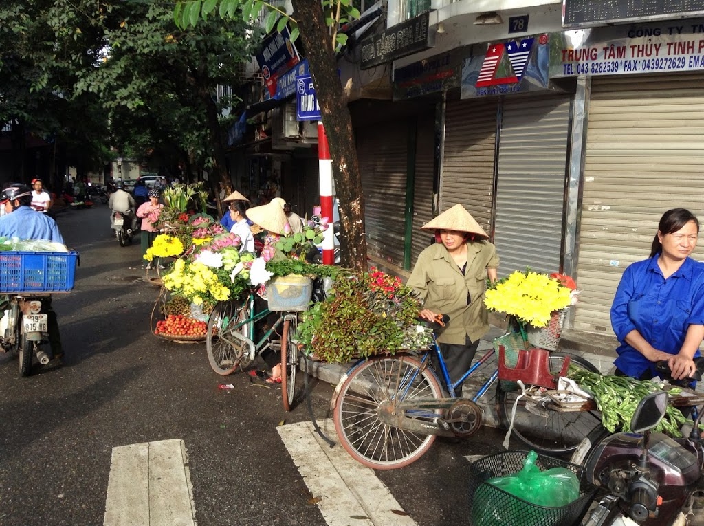 Hanoi Temples and treats ~ Hanoi, Viet Nam